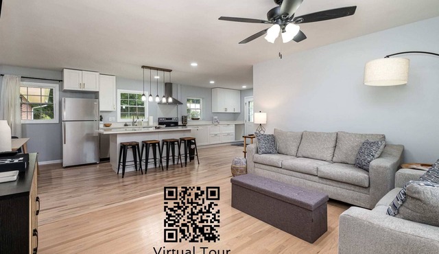 Cozy Belmont Retreat: Charming 3-Bedroom Haven!