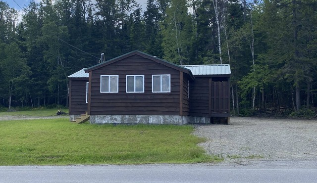 Cozy four season cabin centrally located near the heart of downtown Jackman