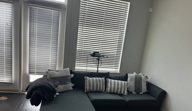 Cozy One Bedroom Oasis Steps away from Atlantic Station