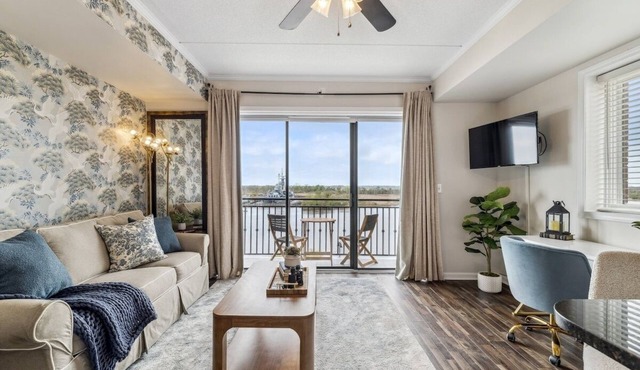 Crane's Landing - Riverfront