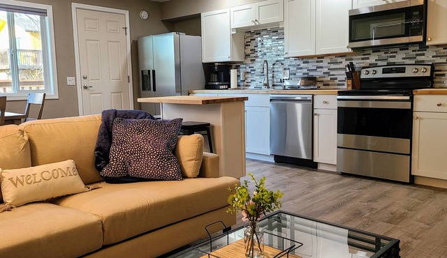 ✴Dazzling Apartment - Awesome Location✴