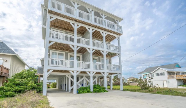 ⚓Dock Holiday⚓ Oceanview, Close to Beach🌊