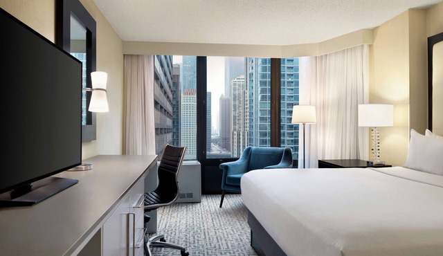 DoubleTree by Hilton Chicago - Magnificent Mile in Chicago