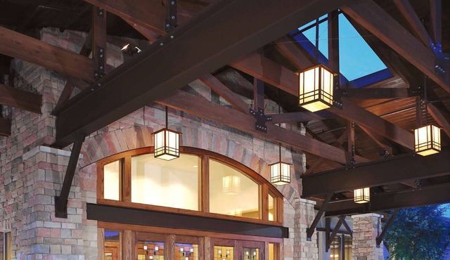 DoubleTree by Hilton Libertyville - Mundelein
