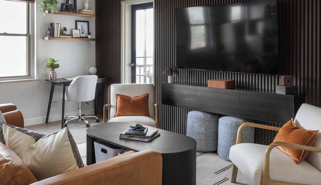 Downtown Hidden Gem w/Balcony & Free Parking