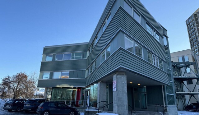 Downtown Luxe Apartment Sleeps 4 in Anchorage