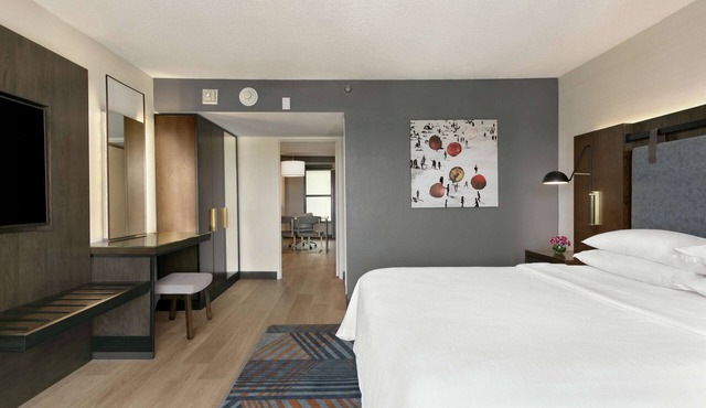 Embassy Suites by Hilton Los Angeles Downey in Downey
