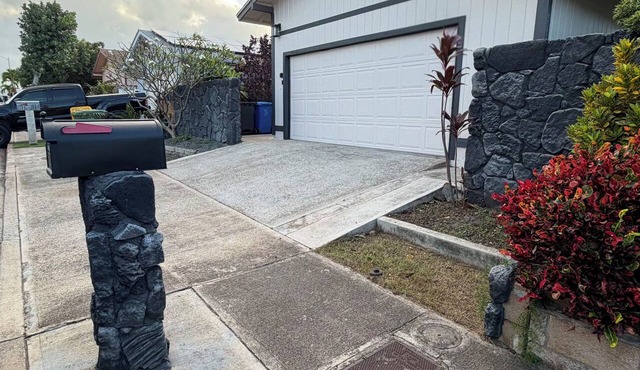 Enjoyable 3-bedroom house with AC in Wonderful Kunia