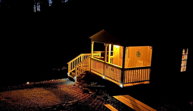 Escape to Bryson City, just a quick ride away from Great Smoky Mountains