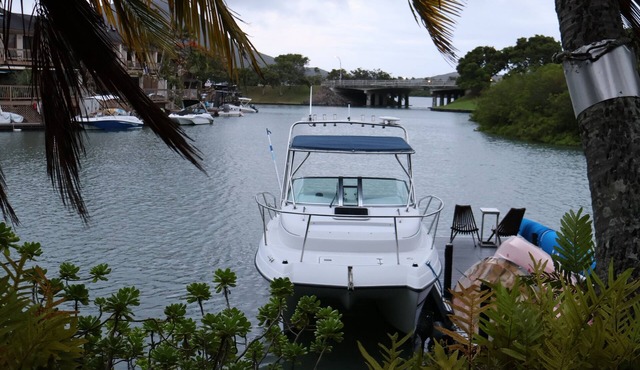 Fabulous 3-bedroom townhome on water with Office that perfect for your long stay