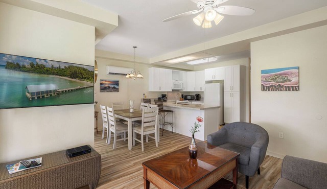 Fairways at Ko Olina 18C: Elegant Condo on Golf Course