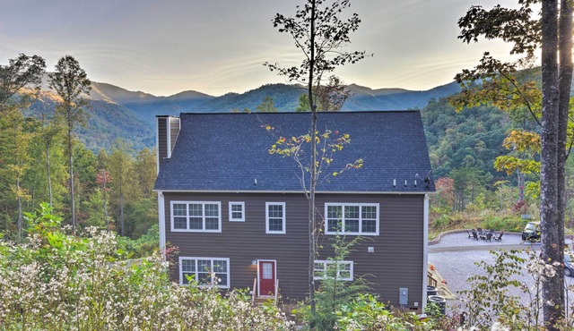 Family Holiday Retreat! Mtn-View Blue Ridge Home