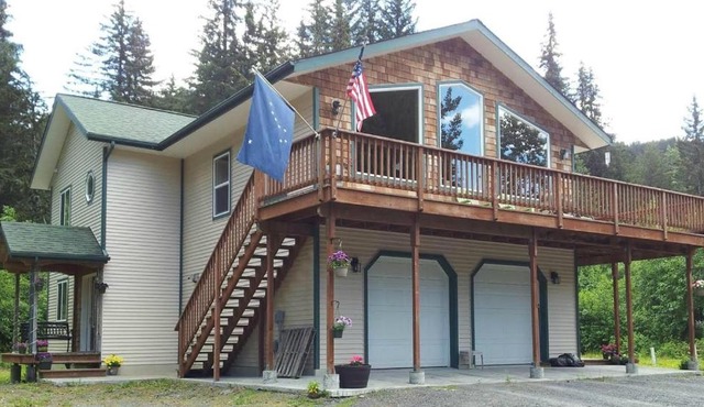 Glacier Creek Lodging