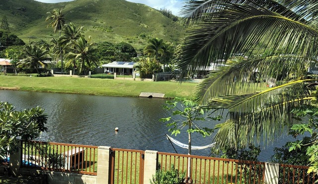 Gorgeous Kailua Waterfront Apartment