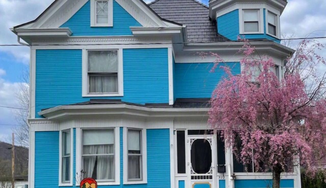 Grand Victorian - Easy GAP Access, shops, and restaurants in Confluence