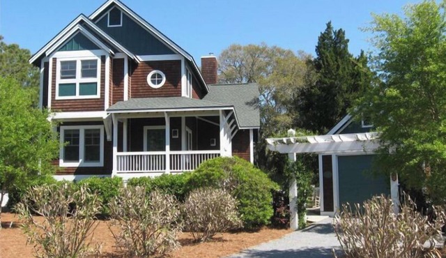 Great Home with All Amenities feel free to inquire monthly rental, Dec, to Feb