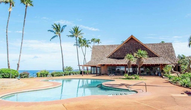 Ground-Floor Ocean-View Molokai Condo - Walk to Beach