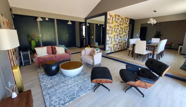 Gut Renovated Modern Ranch House With Golf Course in Gresham