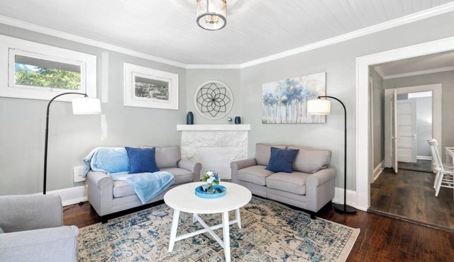 Hay House- Adorable and updated home!