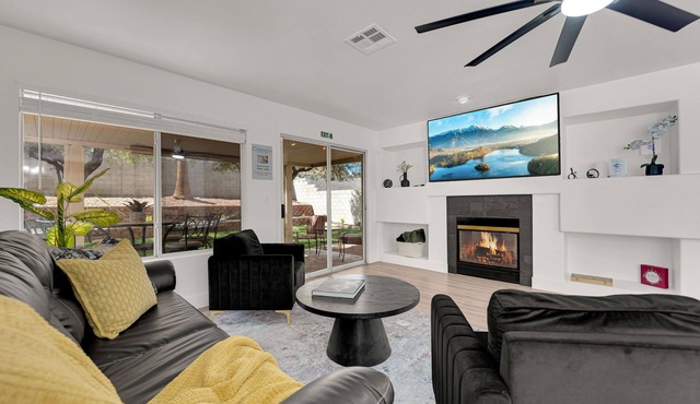 Heart of Henderson - Your ideal extended stay