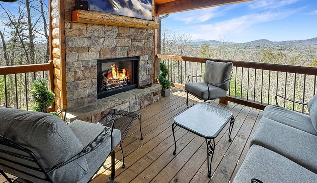 Heavenly Hideaway - Outdoor Living Area | Panoramic Views | Hot Tub