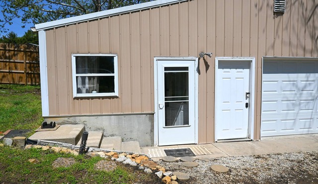 Hotel Oasis at Fall River Lake - Bungalow w/Outdoor Kitchen in Fall River