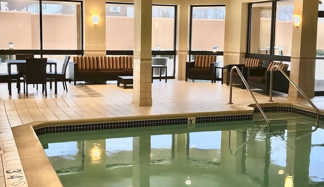 Ideal Location! 4 Units Near Elgin History Museum, Pool, Offers FREE Parking!