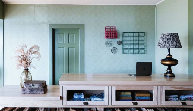 Idyllic Oceanfront Room Ideal for Quiet Beach Retreats | with Seasonal Pool