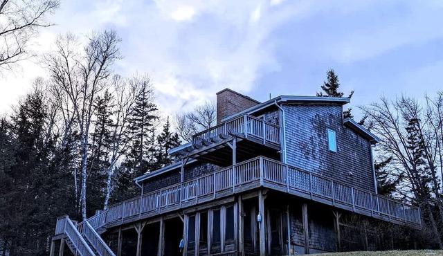 Idyllic Waterfront Cottage with Fire Pit Near Acadia National Park | Gouldsboro, Maine