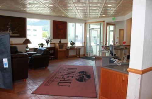 Juneau Hotel