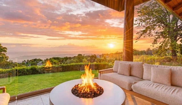 Kona Hilltop Estate | Sleeps 30 | Endless Views