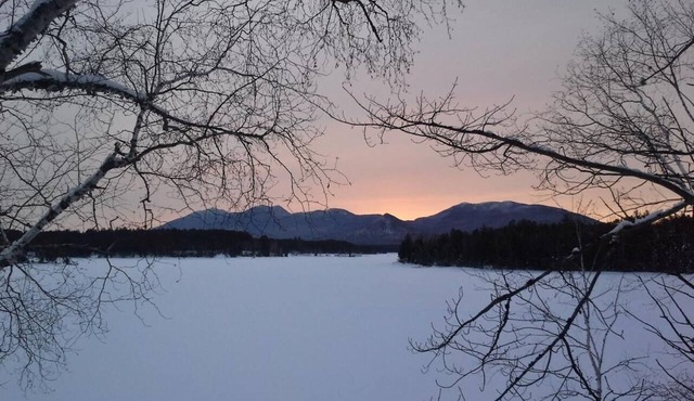 Lakefront Cabin/Hot Tub/Dock Lake Access/Ski Sugarloaf Mountain12mi/Trail Access