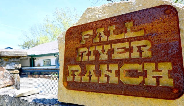 Lakeside Ranch-Themed Loft Cabin w/Full Entertainment Patio! in Fall River