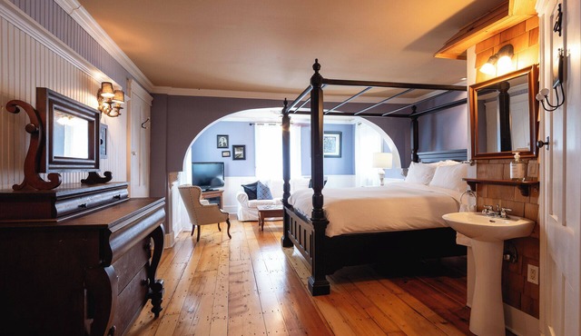 Lee Farm Inn in Stanstead