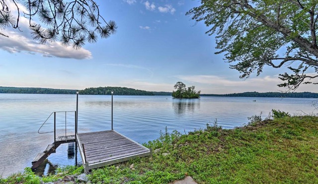 Life on the Lake with Private Dock & Fire Pit!