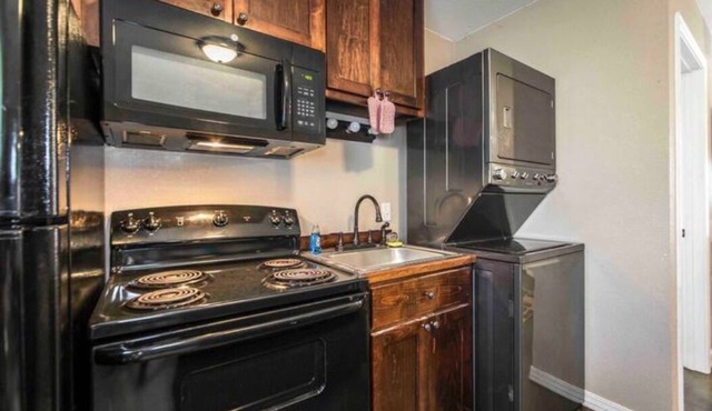 Lovely Studio 1BD Condo | Arkansas Tech in Dover