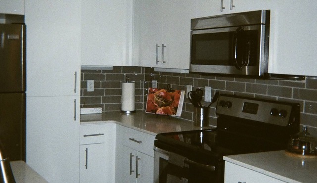 LUXURY APARTMENT - BUCKHEAD ATLANTA - COZY 1 BEDROOM
