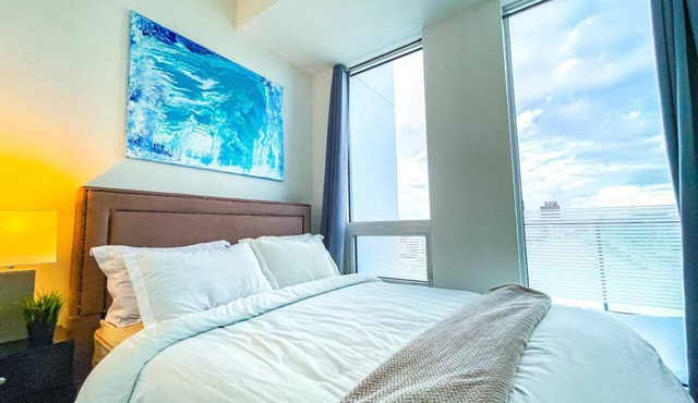 Luxury Corner View Penthouse Downtown Markham in Markham