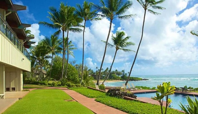 Luxury Gated Oceanfront Condo on Ground Floor