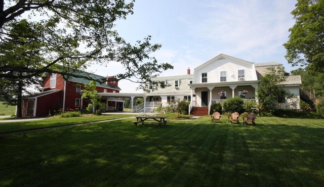 Maple Hill Farm Inn