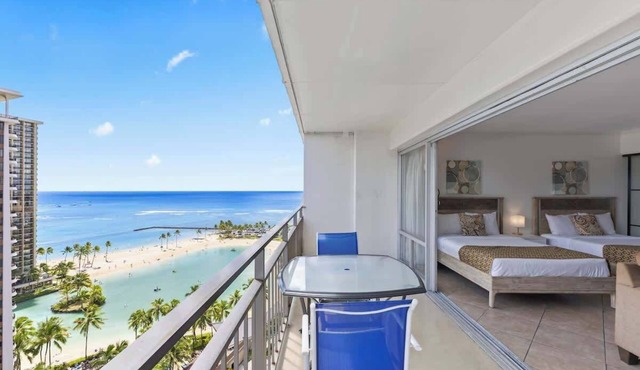 @ Marbella Lane Scenic Ocean & Lagoonview Studio