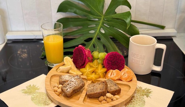 Maui B&B - 3 Ensuite Rooms - Steps from Beach w AC