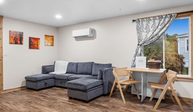 Modern Home with Fast WiFi & Private Patio