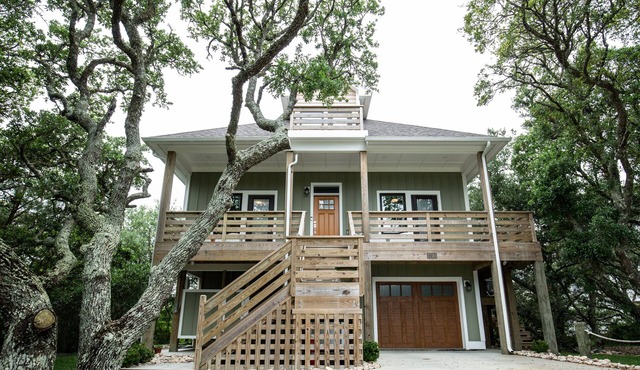 Modern Soundfront Studio, Pier access, Sunsets, Fishing, Watersports, Beach in Salvo