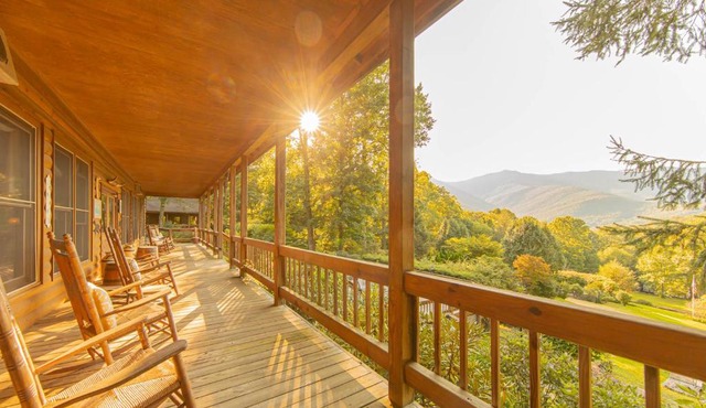 Mount Mitchell Eco Retreat