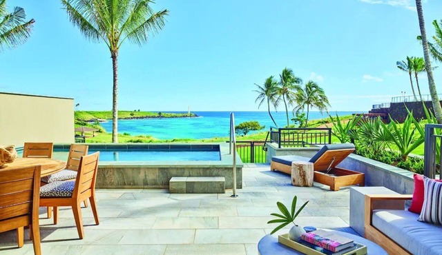 Multi-Level Luxury Townhome w/Living Area, Private Lanai & Ocean Views