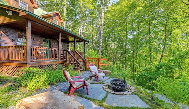 Near Hikes & River! Pet-Friendly Bryson City Haven