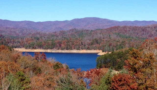 Near Murphy, North Carolina-Smokeyview Home-Bear Paw-Lake Hiwassee-Amazing View