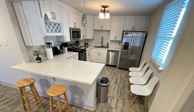Northern Bourbon Suites | *No Cleaning Fee* Weekly Discount in New Orleans