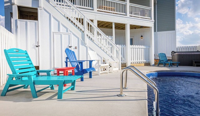 Ocean side 7 min Pool Heat walk2beach,6BR,Pool,HotTub,Foosball Pet Friendly